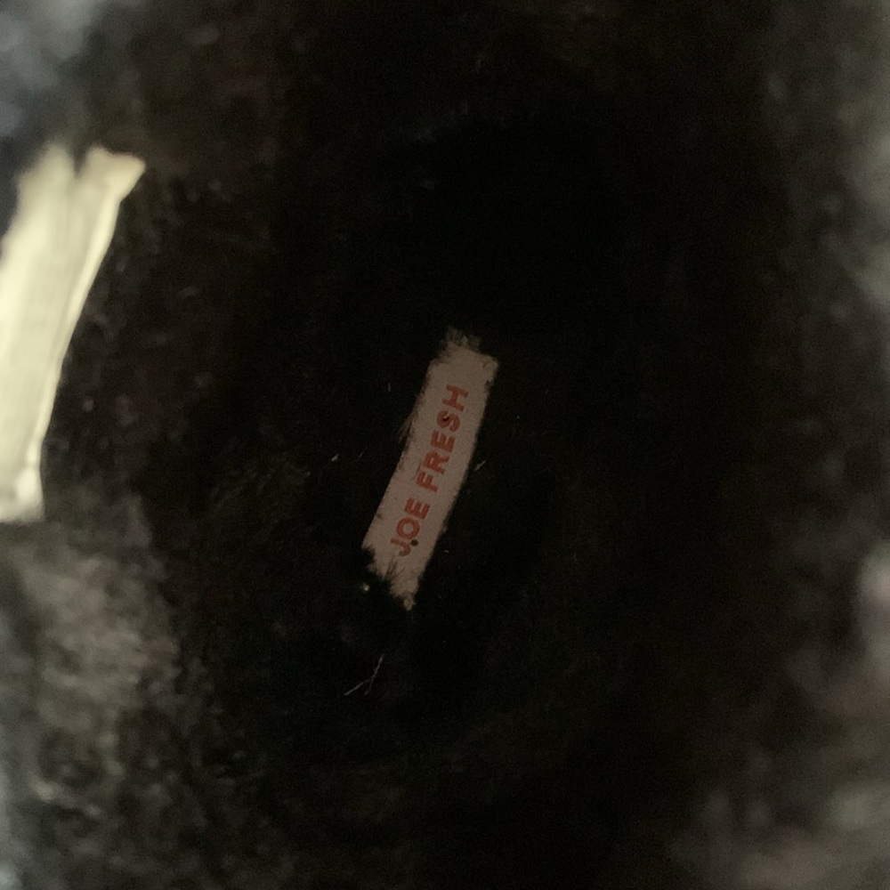 Joe Fresh black shimmery winter boots girls size 4 - Picture 9 of 12